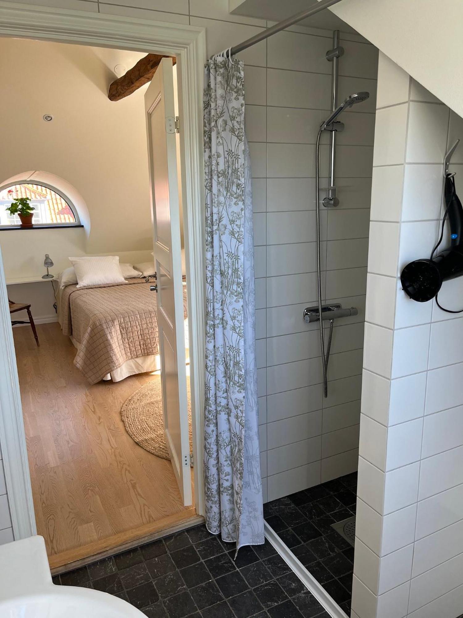 Svanbergs Gaestrum B&B Hammenhog Exterior photo